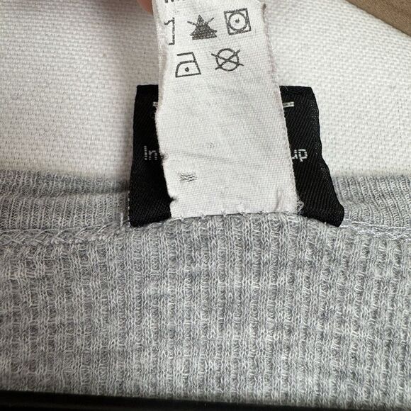 Harley Davidson Top Womens Medium Gray Waffle Knit Harley Graphic Spokane Biker - Picture 11 of 13